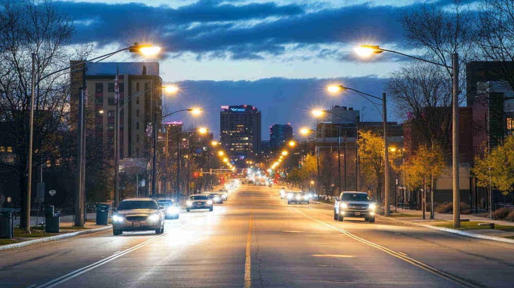 why dark sky cities restrict streetlights